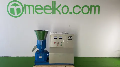 Imagen del producto relacionado Máquinas para Pellet de Madera – Modelo MKFD260C (260 mm) - La peletizadora MKFD260C de Meelko con matriz plana de 260 mm convierte aserrín, viruta y residuos de madera en pellets de b…