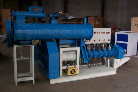 Miniatura imagen 2 del producto Extrusora de Alimento para Gatos MKEW120B, 700-780 kg/h